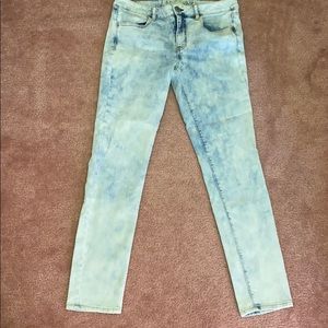 Acid wash American Eagle jeans